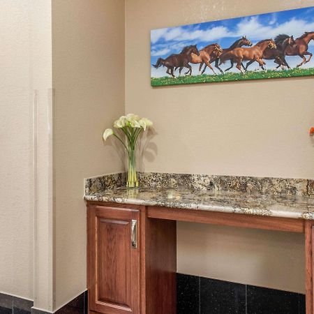 Econo Lodge Shelbyville Esterno foto