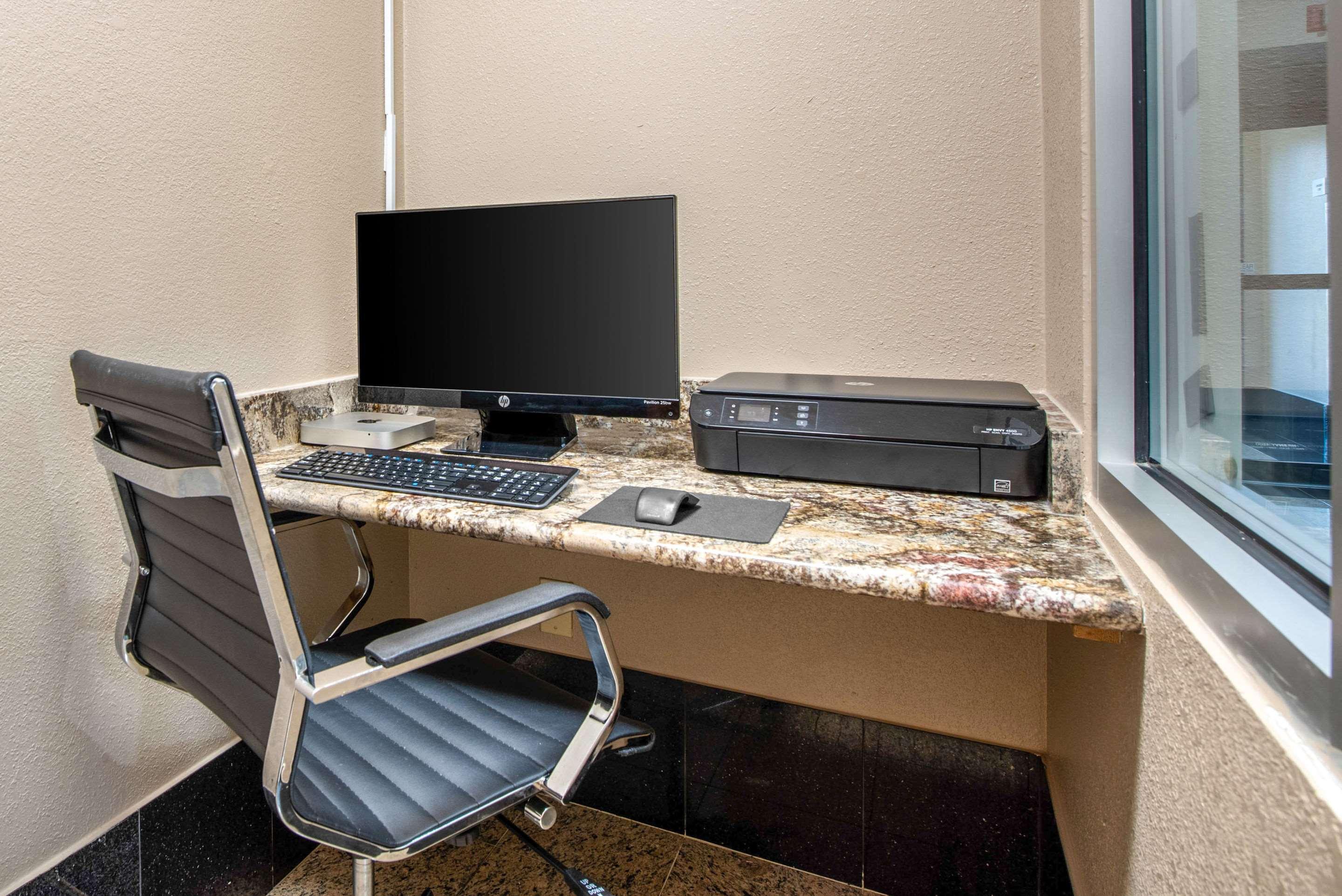 Econo Lodge Shelbyville Esterno foto