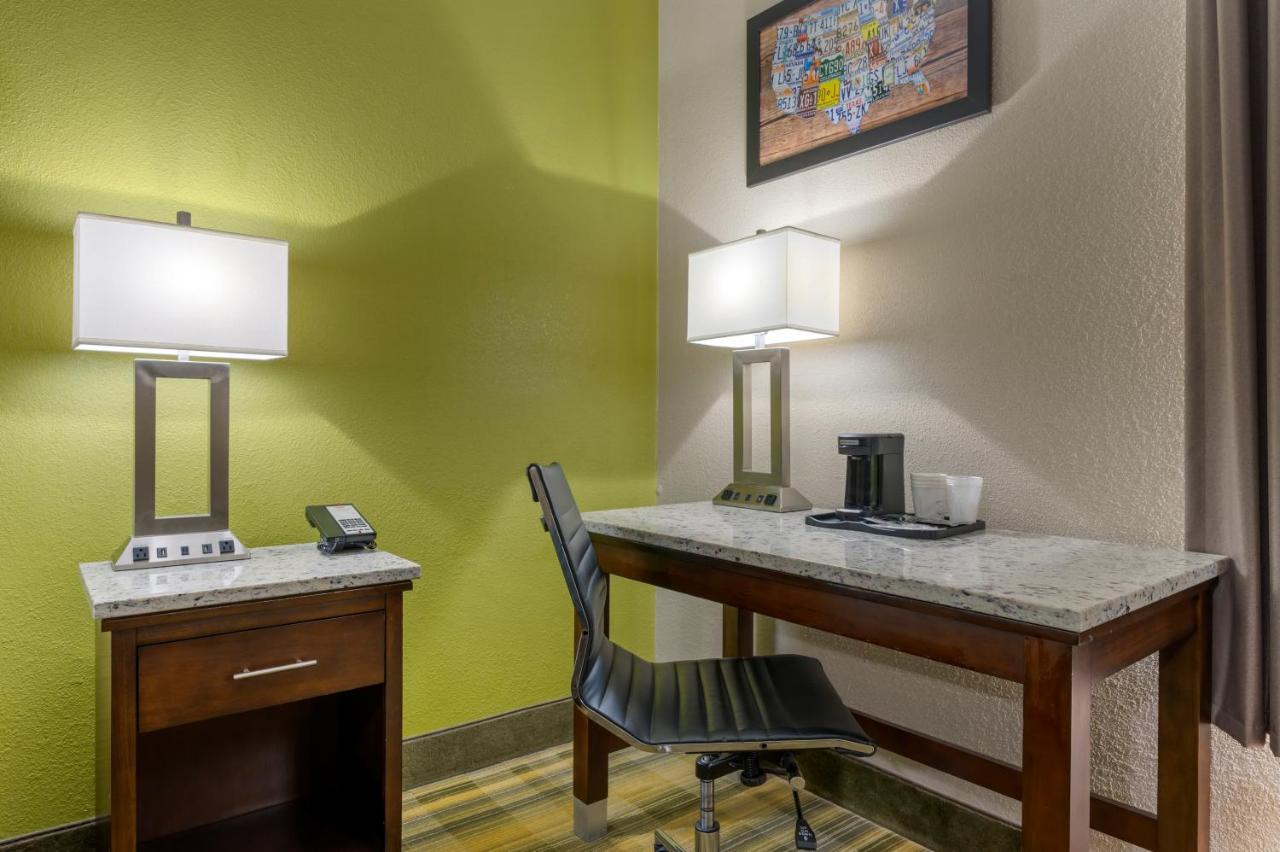 Econo Lodge Shelbyville Esterno foto