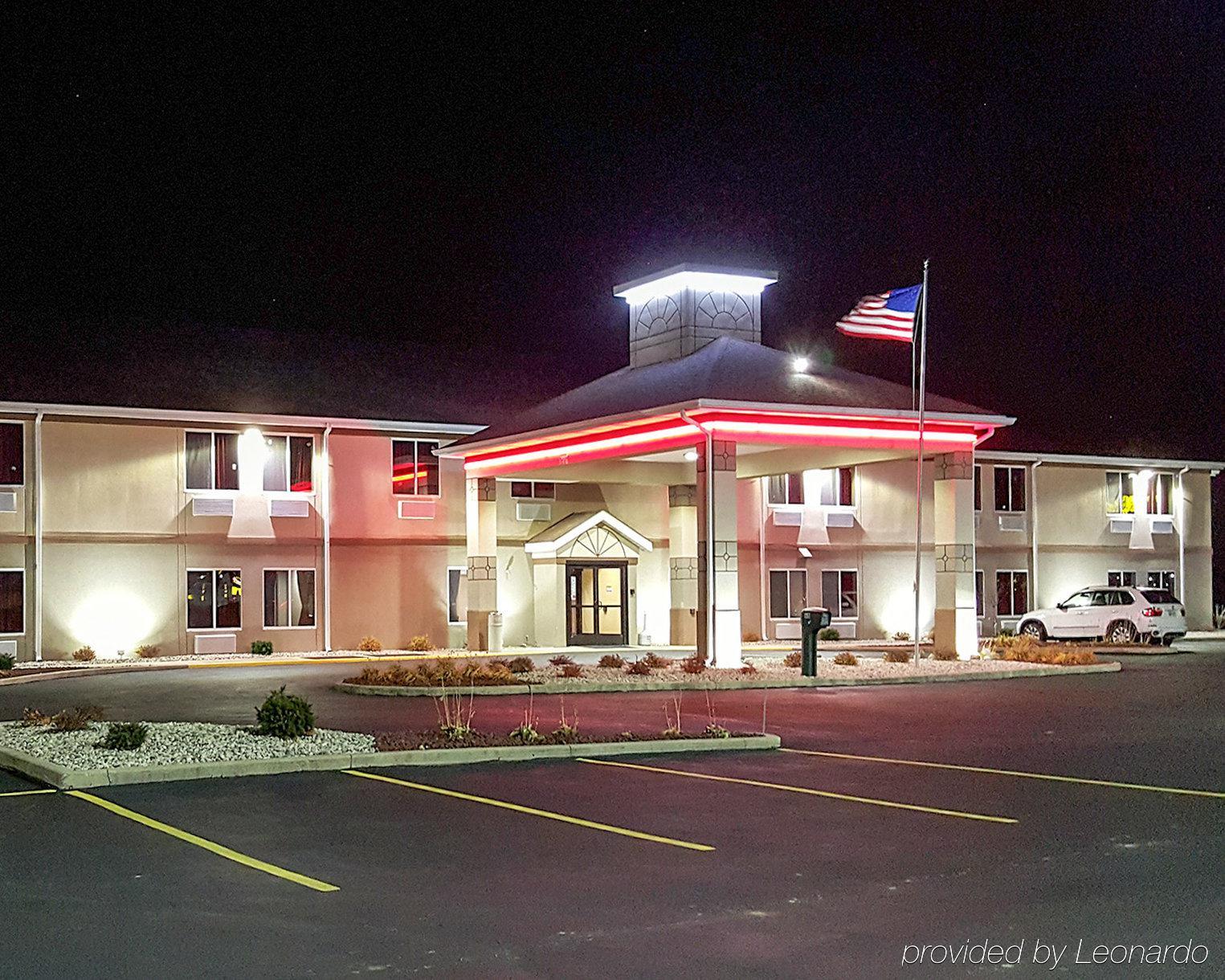 Econo Lodge Shelbyville Esterno foto